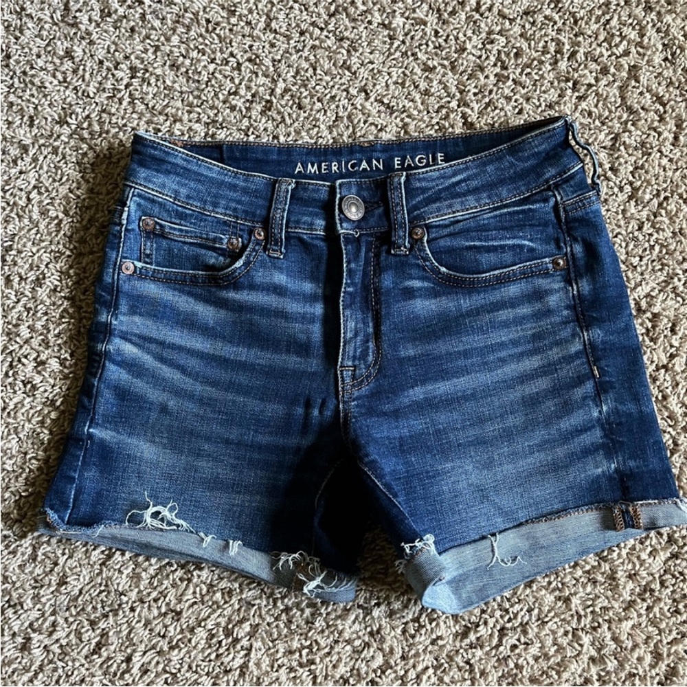 American eagle midi denim shorts super stretch size 4 mid wash to dark wash